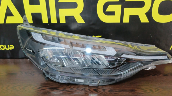 2024-25 FORD CUSTOM SAĞ FAR ORJİNAL ÇIKMA