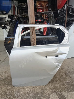 Opel Astra L sol arka kapı