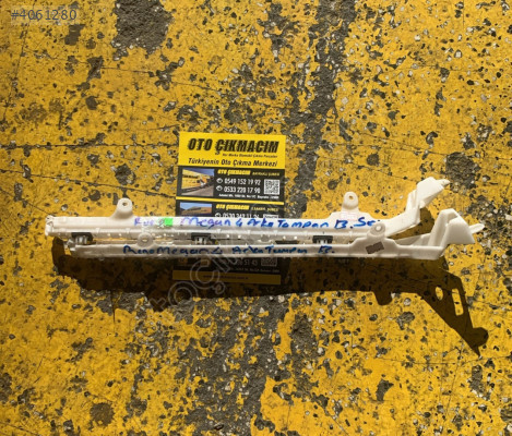 RENAULT MEGANE 4 ARKA TAMPON BRAKETİ 852239374R