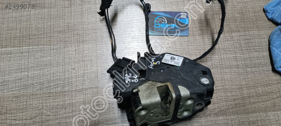 Ford focus 3 çıkma orjinal sağ ön kapı kilidi
