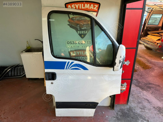 MASTER 2 SAĞ ÖN DOLU KAPI ORJİNAL