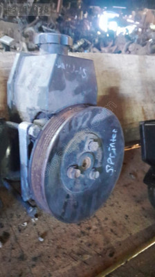 Mercedes sprinter 309-412-312  dizel direksiyon pompası yedek par