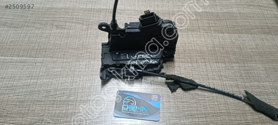 Renault Fluence çıkma orjinal sol arka kapı kilidi