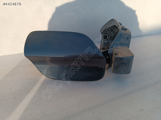 Passat B8 depo kapağı