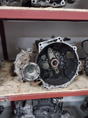 VOLKSWAGEN CADDY 1.9 TDI ÇIKMA MANUEL ŞANZIMAN SMG OTOMOTİV