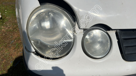 VW POLO 02-05 SAĞ FAR
