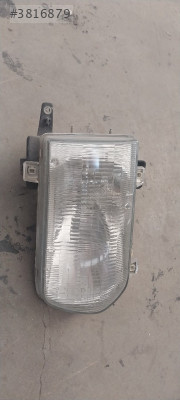 Nissan Skaystar  Sağ Ön Far