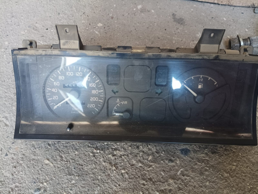 RENO 19 1999 MODEL 1.9 DİZEL GÖSTERGE SAATİ