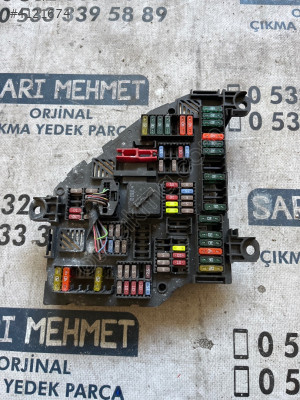 ÇIKMA BMW F10 9264923-01 926493201 SİGORTA KUTUSU