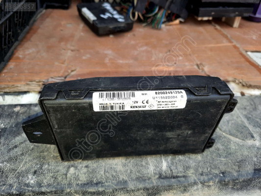 Renault Twingo Denetleyici 8200249129A