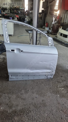 Ford kuga 2015 model  sag on kapı