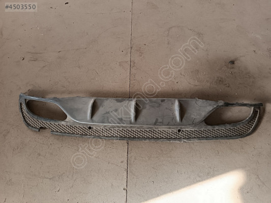 W205 AMG arka difüzör