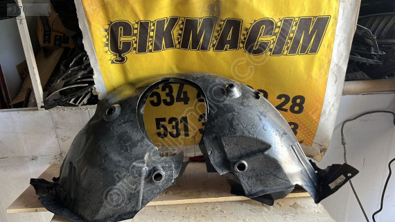 Mercedes Vito W639 Ön Davlumbaz Parçası - A6396843277