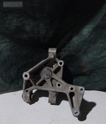 3C0505435F vw passat b6 b7 sol arka taşıyıcı