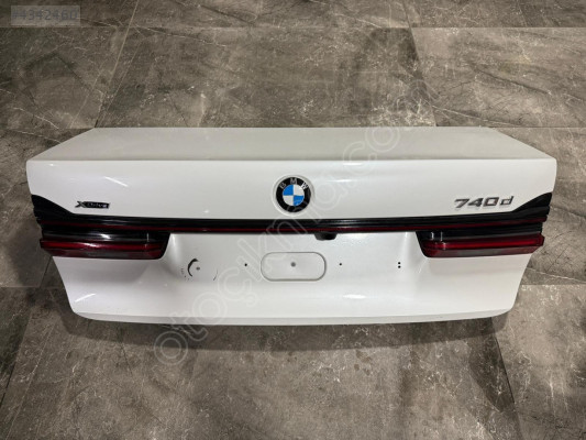 BMW 7 SERİSİ G12 BAGAJ KAPAĞI HATASIZ ÇIKMA EGE OTOMOTİV BURSA