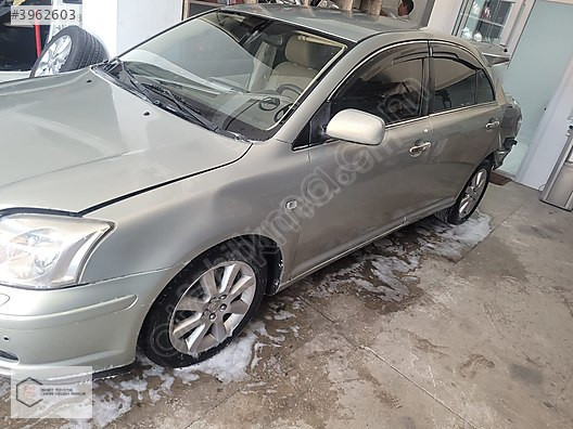 2002-2009 TOYOTA AVENSİS KAPI CAMLARI