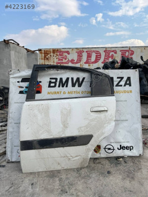 KİA RİO HATCHBACK SOL ARKA KAPI HATCBACK 05-11