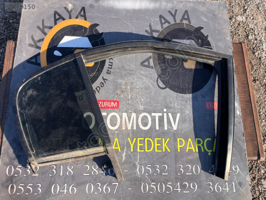 Renault Megane 2 Sağ Arka Kelebek Camı Orjinal Çıkma