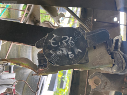 bmw e36 sağ ön emniyet kemeri