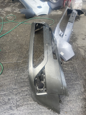 Citroen c4 Picasso ön tampon orijinal