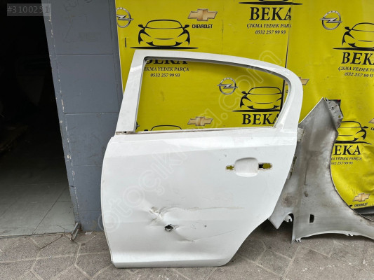 OPEL CORSA D SOL ARKA KAPI ÇIKMA ORJİNAL YEDEK PARÇA