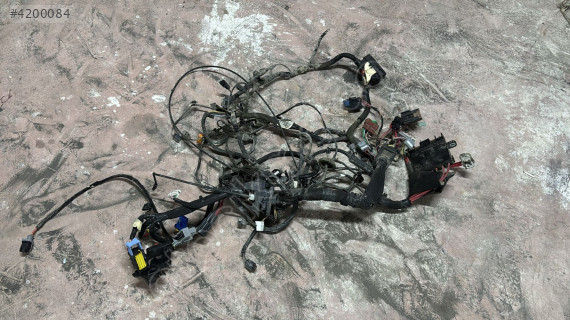 Megane 4 motor dış tesisatı