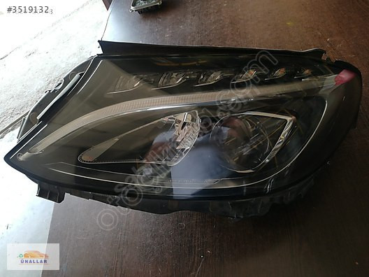 Mercedes C180 Sağ Ön Far - Mertler Oto Yedek Parça