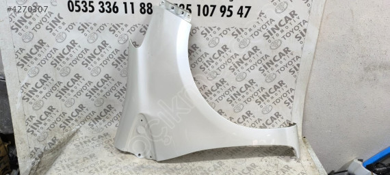 TOYOTA YARİS 2013 2018 SAĞ ÖN ÇAMURLUK ÇIKMA ORJİNAL SEDEFLİ