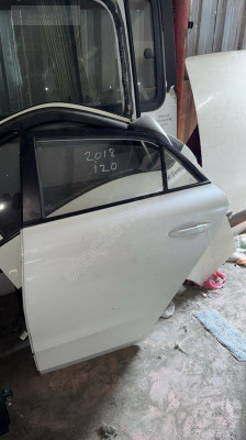 2018 Hyundai i20 sol arka kapı 35000