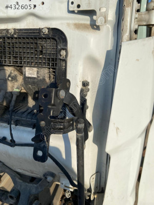 Ford f max kaput menteşesi