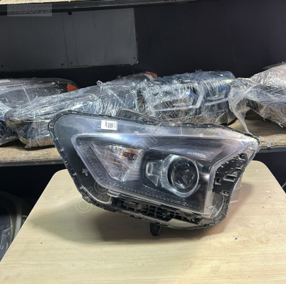 Hyundai Bayon Sağ Far Çıkma Orjinal
