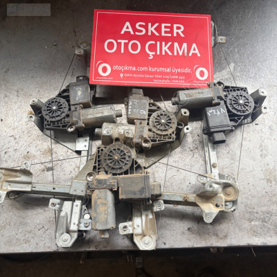 Vectra b sağ arka cam kirikosu