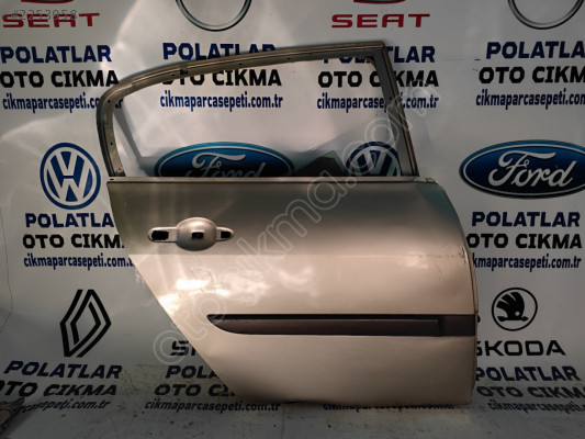 Renault Megane 2sag arka kapı Orjinal göçük hasarlı