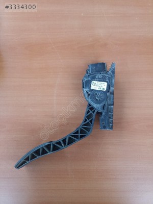 Ford Fiesta gaz pedalı