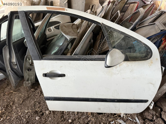 PEUGEOT 307 SAĞ ÖN KAPI ORJİNAL ÇIKMA TEMİZ ÜRÜN 2000-2005 MODEL