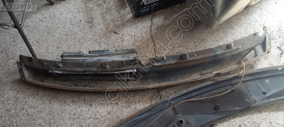 V184 ön cam ızgara alt sacı (tahliye) sökme orj