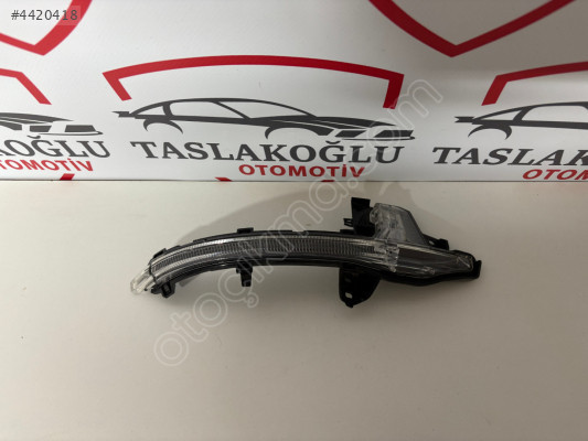 AUDİ A6 A7 SAĞ  AYNA SİNYALİ