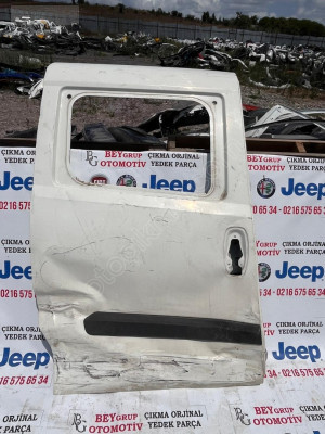 FİAT DOBLO SAĞ ARKA KAPI ORİJİNAL ÇIKMA FİAT YEDEK PARÇA