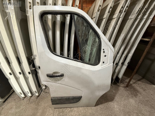 RENAULT MASTER 3 ÇIKMA ORJİNAL HATASIZ SAĞ ÖN KAPI KD