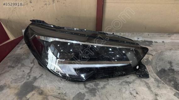 OPEL CROSA F LED SAĞ FAR 9829522580