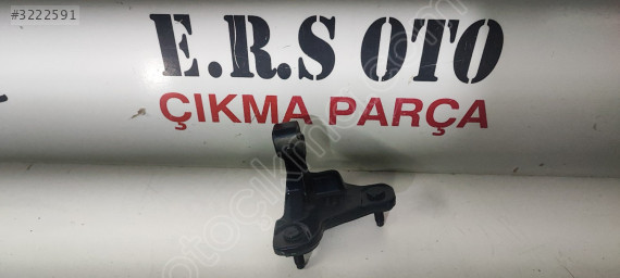 MERCEDES W205 SOL ÖN KAPI ALT MENTEŞE
