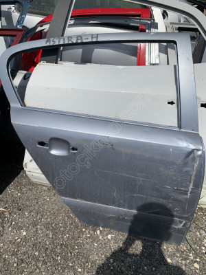 Opel astra h sağ arka kapı