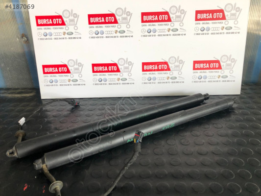 PORSCHE MACAN ELEKTRİKLİ BAGAJ AMORTİSÖR 95B827851E ORJINAL