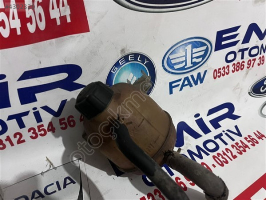 Renault Clio 2 yedek su deposu