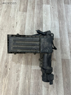 WOLKSWAGEN CADDY HAVA FİLTRE KUTUSU 1K0183B