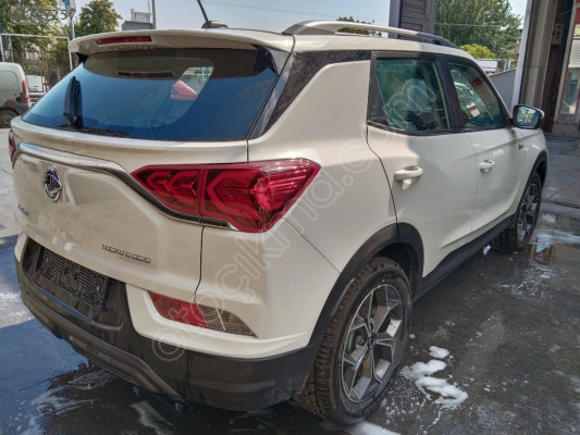 2020 Ssangyong KORANDO ARKA DİNGİL