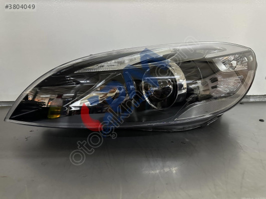 VOLVO S60 SAĞ ÖN FAR