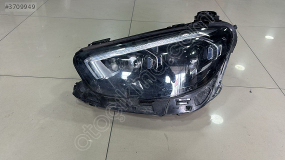 MERCEDES E SERİ W213 MAKYAJLI MULTİBEAM SOL FAR A2139066710