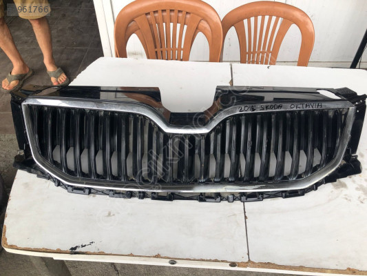 ÇIKMA SKODA OCTAVİA ÖN PANJUR