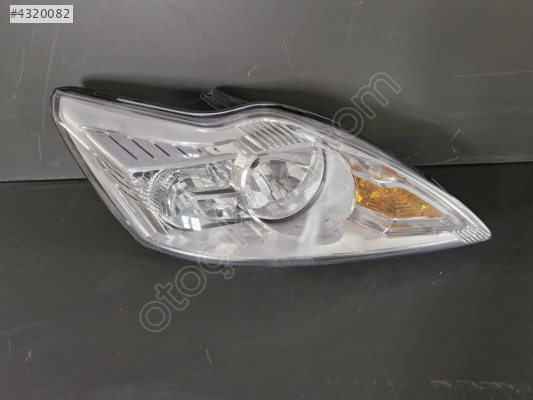 FORD FOCUS SAĞ ÖN FAR KROM ZEMİN 2008-2011